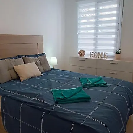 Apartamento Blanca Apartment *